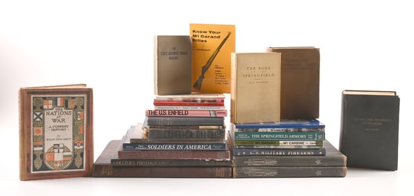 LARGE LOT OF HISTORICAL WAR AND FIREARMS RESEARCH BOOKS.