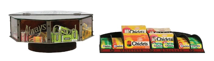COLLECTION OF 2 GLASS GUM DISPLAY CASE AND COUNTER DISPLAY STAND