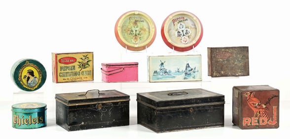 COLLECTION OF 11 CHEWING GUM DISPLAY BOXES & MEMORABILIA