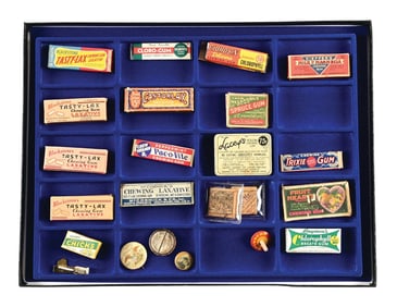 COLLECTION OF CHEWING GUM PACKS, STICKS & MEMORABILIA