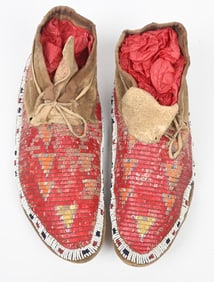 RED BEADED MOCCASINS WITH GEOMETRIC SHAPES