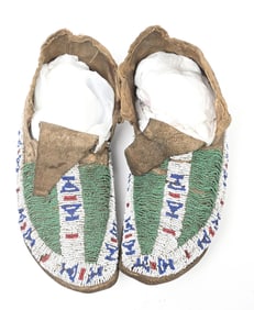 SIOUX GREEN AND WHITE BEADED MOCCASINS