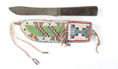 MULTI-COLORED GEOMETRIC PATTERNED KNIFE SHEATH