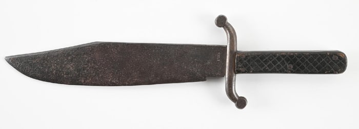 MASSIVE FIGHTING KNIFE W/O SHEATH