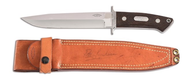 BOB LOVELESS "THE FIRST KNIFE OF 2001" ENGRAVED BY FIRMO FRACASSI.