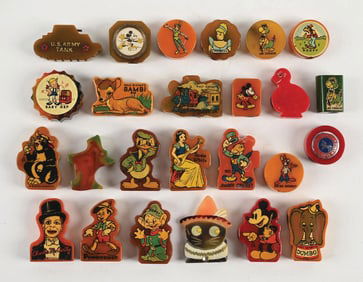 LARGE COLLECTION OF BAKELITE PENCIL SHARPENERS