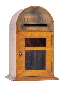 EARLY HOTEL REGISTRATION COUNTER BOX