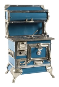 QUALIFIED RANGE CO. SALESMAN SAMPLE STOVE