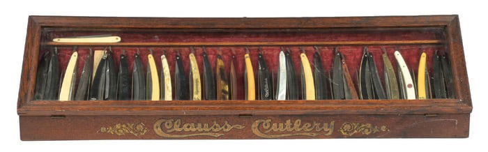 CLAUSS CUTLERY STRAIGHT RAZOR DISPLAY CASE