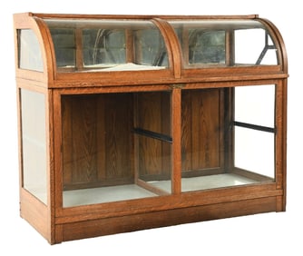 CURVED GLASS CIGAR SHOWCASE