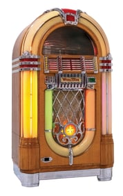 MULTI-COIN WURLITZER MODEL 1015 JUKEBOX