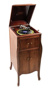 VICTROLA FLOOR MODEL RECORD PLAYER MODEL VV-X-186470J