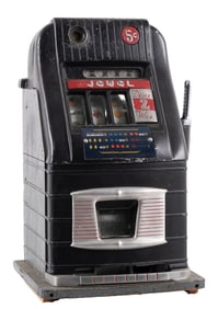 5¢ MILLS DELUXE "DEUCES WILD" SLOT MACHINE