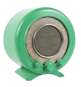 BRITISH EKCO A22 BAKELITE RADIO IN GREEN