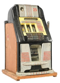 25¢ MILLS NOVELTY CO. 7-7-7 GOLD AWARD SLOT MACHINE