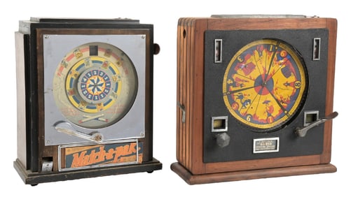 PAIR OF COUNTERTOP AMUSEMENT MACHINES