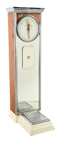 1¢ MILLS AUTOMATIC MERCHANDISING CORP. PAY SIDEWALK SCALE