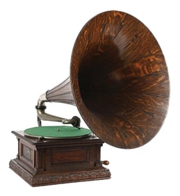 VICTOR TALKING MACHINE CO. PHONOGRAPH TYPE D SERIAL 1879
