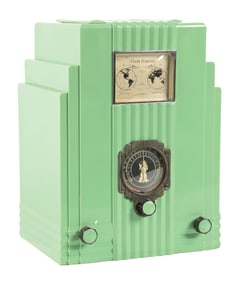 AIR KING "SKYSCRAPER" MODEL 66 IN GREEN PLASKON