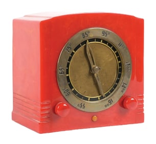 KADETTE K-25 CLOCKETTE RED CATALIN RADIO