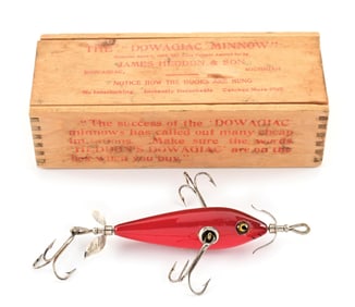 RED HEDDON UNDERWATER MINNOW IN CORRECT WOOD BOX