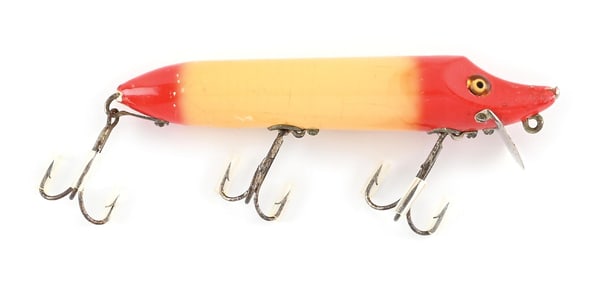 UNUSUAL RED-WHITE-RED HEDDON VAMP