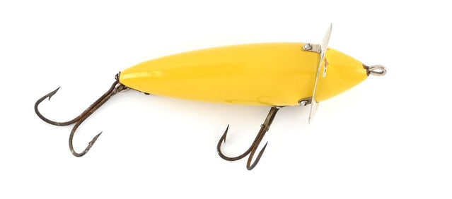 HEDDON 210 SURFACE IN SPECIAL ORDER YELLOW