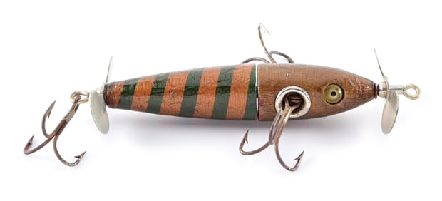 GOLD AND GREEN CHARMER