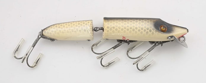 HEDDON JOINTED VAMP WHITE SHINER SCALE