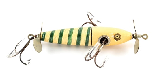 CHARMER IN WHITE WITH GREEN STRIPE
