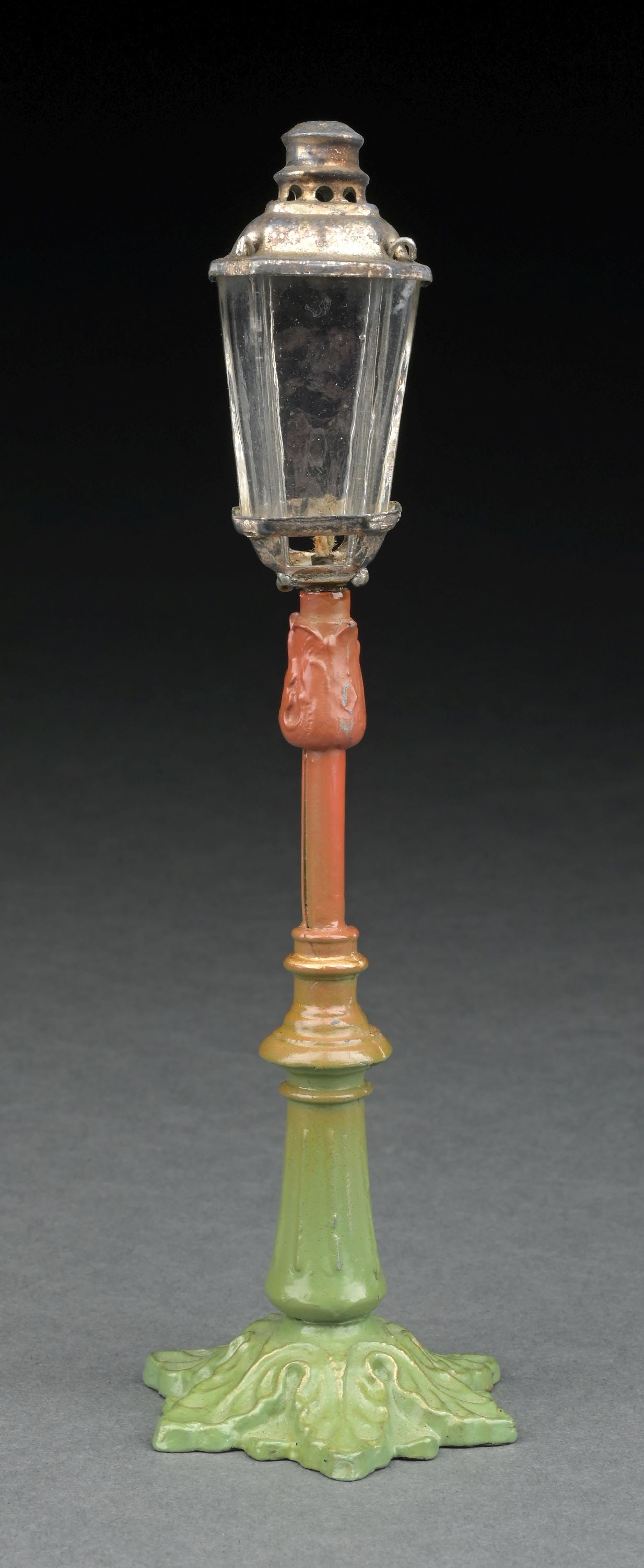 BING HAND-PAINTED ORNATE CAST OIL LAMP (1 of 4)
