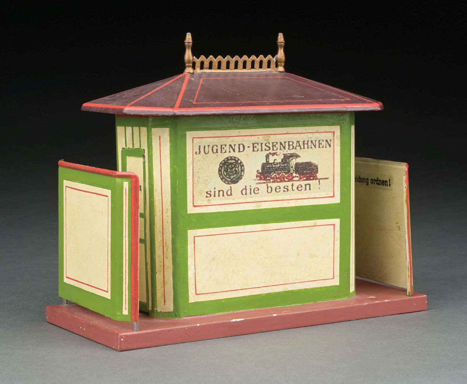 MORE CONTEMPORARY HAND-PAINTED REPLICA OF A MARKLIN BATHROOM: CONDITION: Shows some age. Dimensions: 7-1/2 x 3-1/2" x 6-1/2".