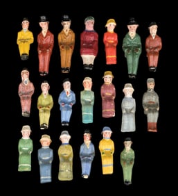 LOT OF 20: MARKLIN 1 GA. SEATED FIGURES