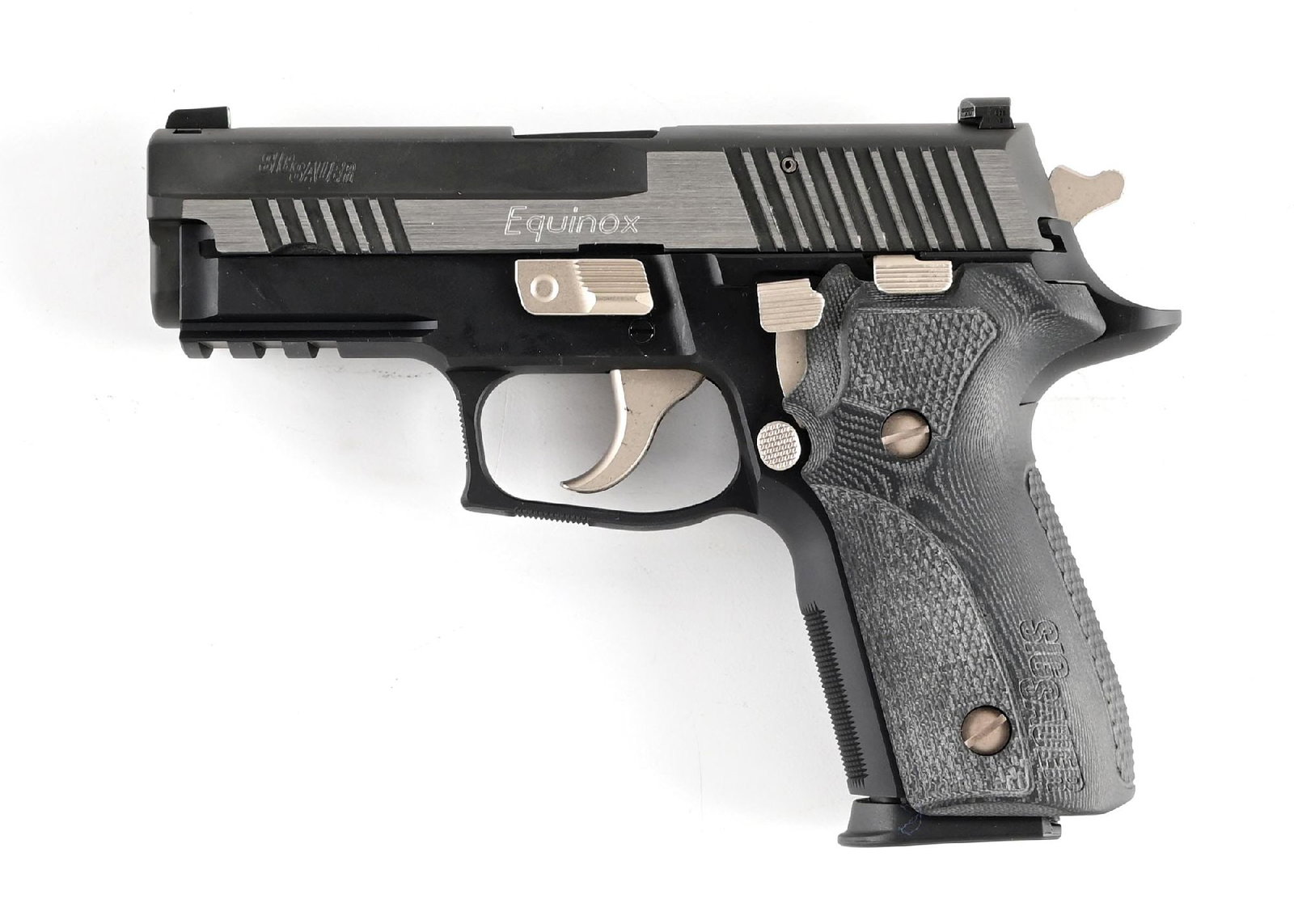 (M) SIG SAUER P229 EQUINOX SEMI-AUTOMATIC PISTOL.: Standard features for this model with optional Tru-Glow Tritium night sights. CONDITION: Excellent, appears unfired since factory proofing, strong shiny bore with crisp rifling. Come in a factory case