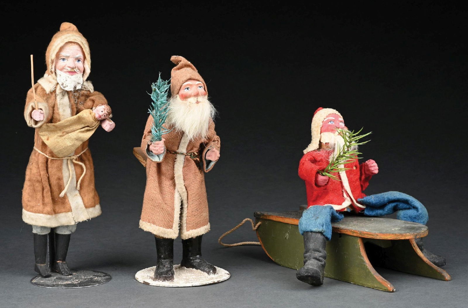 COLLECTION OF 3: FIGURAL SANTA FIGURES (1 of 3)