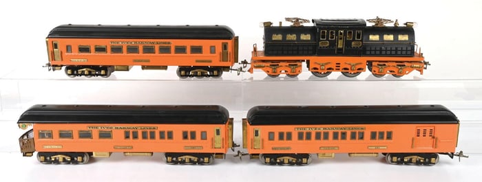 LOT OF 4 IVES LOCOMOTIVE W/ 3 VARNEY & SIRUS PASSENGER CARS