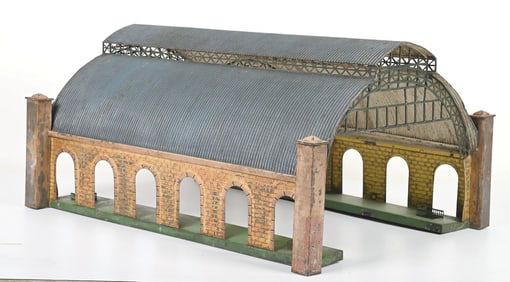 LARGE GERMAN LARGE GAUGE ENGINE SHED