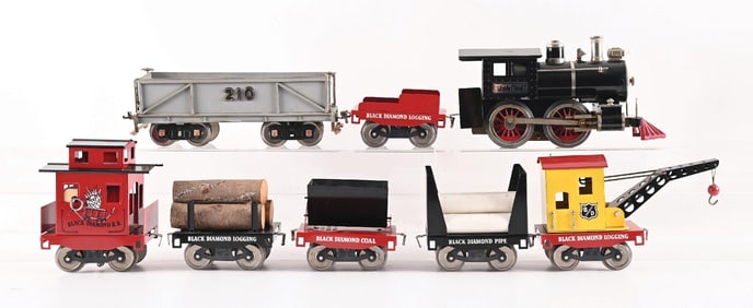 LOT OF 8: MCCOY LITTLE CHIEF W/ ASSORTED FREIGHT CARS