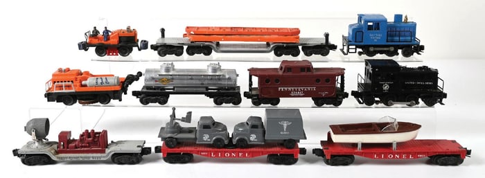 LOT OF 10 LIONEL POST-WAR FREIGHT CARS