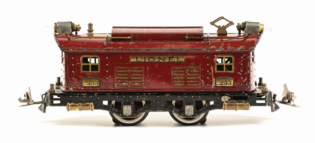 LIONEL NO. 253 MAROON "O GAUGE" TRAIN