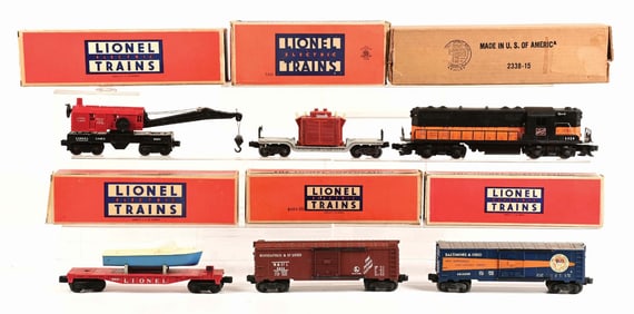 LOT OF 6: LIONEL NO. 2338 MILWAUKEE TRAIN ENGINE WITH CARS SET