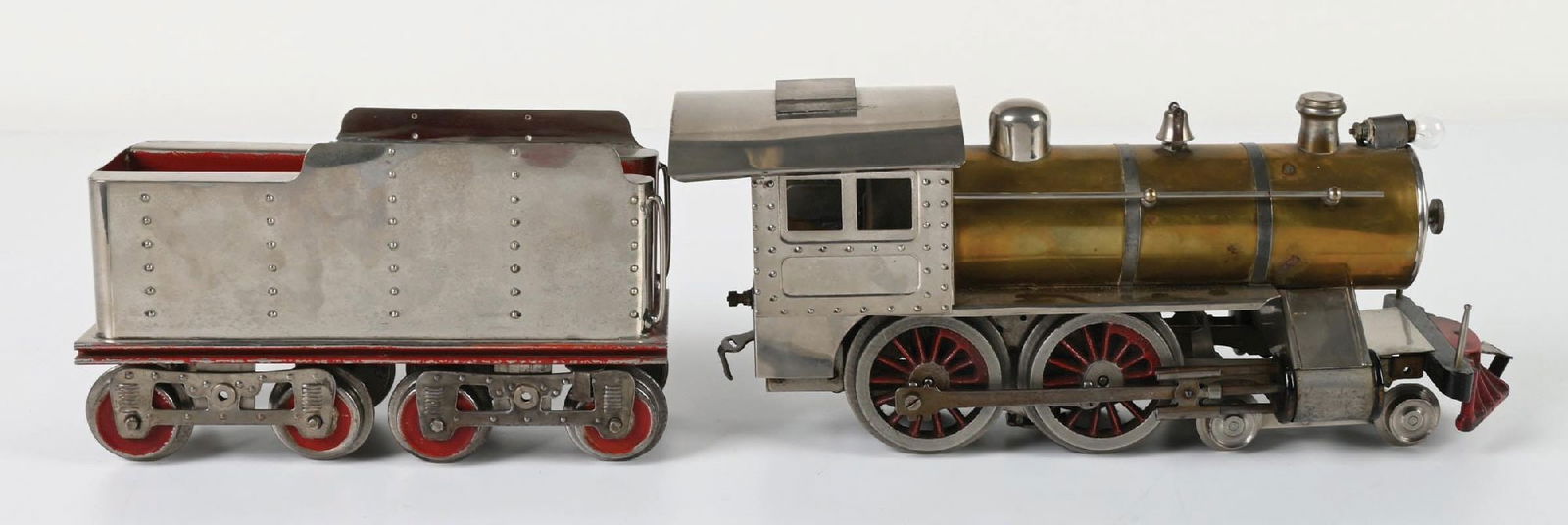 LIONEL NO. 7 LOCOMOTIVE & TENDER (1 of 2)