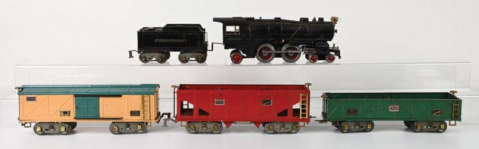 LOT OF 5 AMERICAN FLYER STANDARD GAUGE CAST IRON LOCOMOTIVE W/ TENDER AND VARIOUS CARS