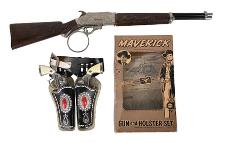 1950S MAVERICK DOUBLE-GUN HOLSTER SET IN ORIGINAL BOX W/ RIFLEMAN FLIP SPECIAL TOY GUN