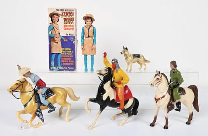 LOT OF 5: VARIOUS HARTLAND & MARX FIGURES