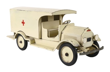 STURDITOYS AMBULANCE