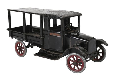 BUDDY "L" PRESSED STEEL HUCKERSTER'S TRUCK