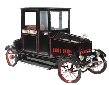 AMERICAN NATIONAL PACKARD BLACK PEDAL TOWN CAR