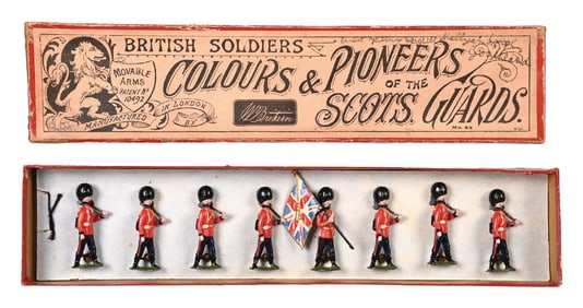 W. BRITAIN'S PRE-WAR COLOURS & PIONEERS OF THE SCOTS GUARDS SET NO. 82