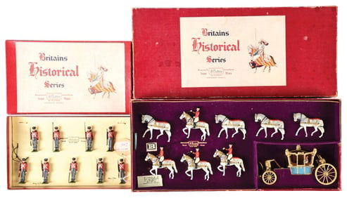 BRITAIN'S SETS NO. 1518 BRITISH LINE INFANTRY & NO. 9401 HER MAJESTY'S STAGE COACH